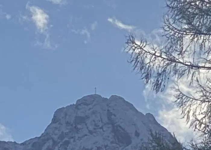 شقة Zolty كوشتيليسكا